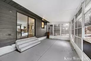 3425 Cascade Rd SE, Grand Rapids, MI 49546 - Photo 30