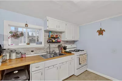 620 E Green Street, Marshall, MI 49068 - Photo 4