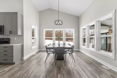 9887 Clyde Park Avenue SW, Byron Center, MI 49315 - Photo 10
