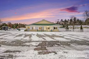 2529 S Greenville Rd, Greenville, MI 48838 - Photo 1