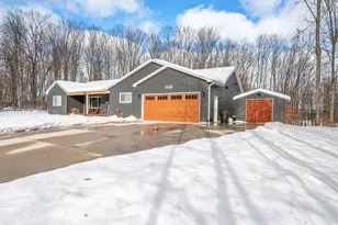 16688 Canyon Cv, Big Rapids, MI 49307 - Photo 4