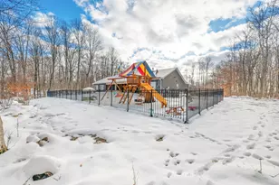 16688 Canyon Cv, Big Rapids, MI 49307 - Photo 8