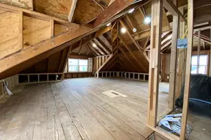 745 Upton Ave, Springfield, MI 49037 - Photo 32