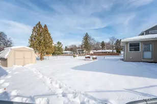 2061 Sibley St NW, Grand Rapids, MI 49504 - Photo 30