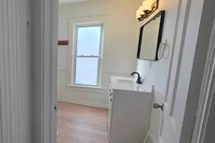 225 W Lincoln Ave, Ionia, MI 48846 - Photo 10