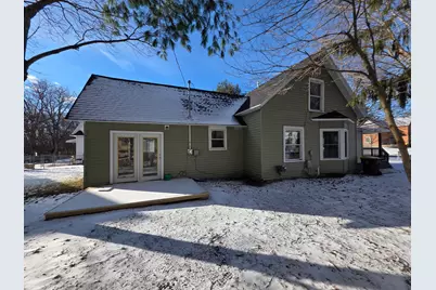 225 W Lincoln Avenue, Ionia, MI 48846 - Photo 1