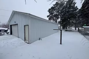 190 E Spruce St, Harrison, MI 48625 - Photo 8