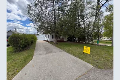 190 E Spruce Street, Harrison, MI 48625 - Photo 4