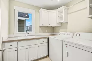 920 W Savidge St, Spring Lake, MI 49456 - Photo 22