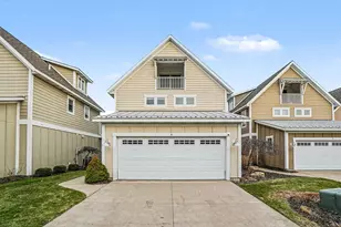 920 W Savidge St, Spring Lake, MI 49456 - Photo 2