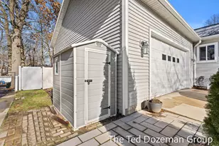 380 Elm St, Holland, MI 49424 - Photo 40