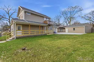 641 Butterworth St SW, Grand Rapids, MI 49504 - Photo 2