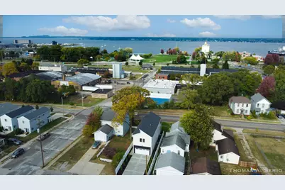 593 W Webster Avenue, Muskegon, MI 49440 - Photo 56