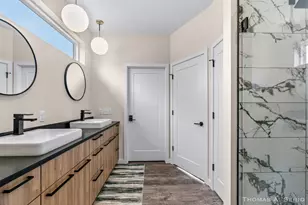 593 W Webster Ave, Muskegon, MI 49440 - Photo 36