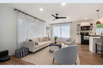 121 S Barker Street, New Buffalo, MI 49117 - Photo 4