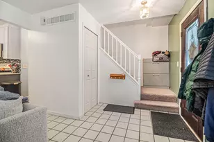 1381 Hampshire Dr, Canton, MI 48188 - Photo 4