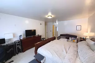 7361 Radcliff Dr, West Bloomfield, MI 48322 - Photo 40