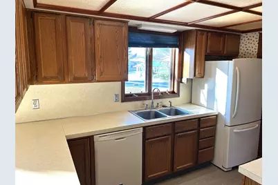 2700 Stonegate Drive SW #21, Wyoming, MI 49519 - Photo 4