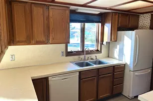 2700 Stonegate Dr SW, Wyoming, MI 49519 - Photo 4