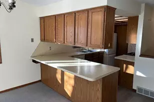 2700 Stonegate Dr SW, Wyoming, MI 49519 - Photo 6