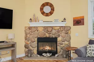 6288 Hawthorne Ct, Saugatuck, MI 49453 - Photo 8