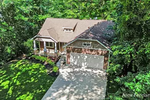 6288 Hawthorne Ct, Saugatuck, MI 49453 - Photo 2