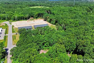 6288 Hawthorne Ct, Saugatuck, MI 49453 - Photo 48