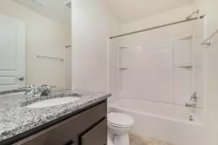 329 Glenhurst Blvd, Rochester Hills, MI 48307 - Photo 16