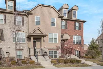 329 Glenhurst Boulevard, Rochester Hills, MI 48307 - Photo 2
