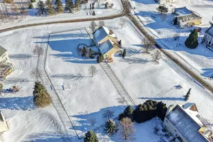 11246 Huckleberry Ln, Grass Lake, MI 49240 - Photo 6