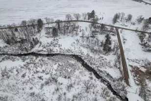 1582 Bakertown Rd, Buchanan, MI 49107 - Photo 4