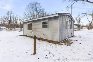 1107 Brott Dr, Hastings, MI 49058 - Photo 28