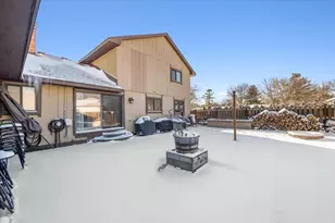 1633 Majon Dr, Highland, MI 48356 - Photo 4