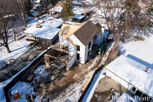 2909 Pioneer Club Rd SE, East Grand Rapids, MI 49506 - Photo 10