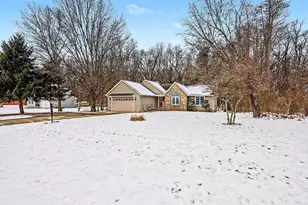 32282 Pinedale Ln, Gobles, MI 49055 - Photo 2