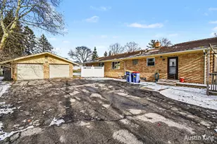 1977/1979 Radcliff Ave SE, Grand Rapids, MI 49506 - Photo 2