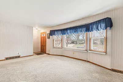 5560 Greenboro Drive SE, Grand Rapids, MI 49508 - Photo 6