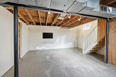 1817 Manchester Boulevard, Grosse Pointe Woods, MI 48236 - Photo 28