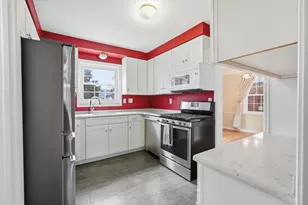 1817 Manchester Blvd, Grosse Pointe Woods, MI 48236 - Photo 12