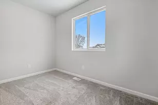 48605 Silver Oaks Blvd, Mattawan, MI 49071 - Photo 12