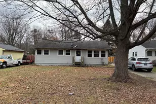 109 Bradley Dr, Jackson, MI 49201 - Photo 2