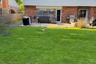 34057 State St, Farmington, MI 48335 - Photo 2