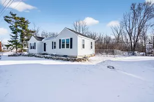 329 E Main St, Spring Arbor, MI 49283 - Photo 4