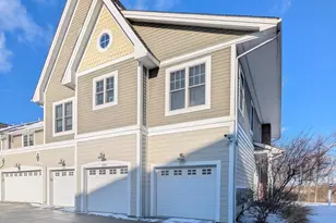 2597 W Towne St, Ann Arbor, MI 48103 - Photo 2