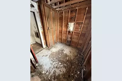 16560 Ward Avenue, Detroit, MI 48235 - Photo 4