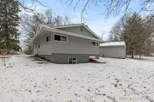 2110 Worden St, Lansing, MI 48910 - Photo 30