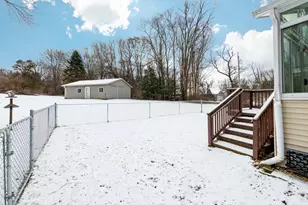 11081 Kelly Rd, Pinckney, MI 48169 - Photo 46