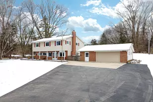 11081 Kelly Rd, Pinckney, MI 48169 - Photo 34
