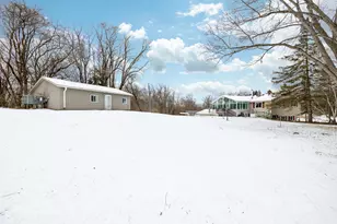 11081 Kelly Rd, Pinckney, MI 48169 - Photo 44