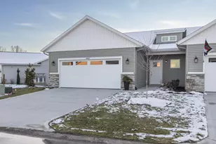 6627 Shoreside Ct SE, Grand Rapids, MI 49548 - Photo 1